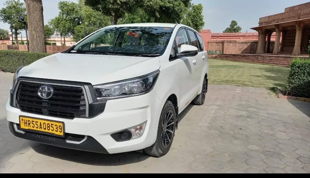 Airport taxi service Delhi